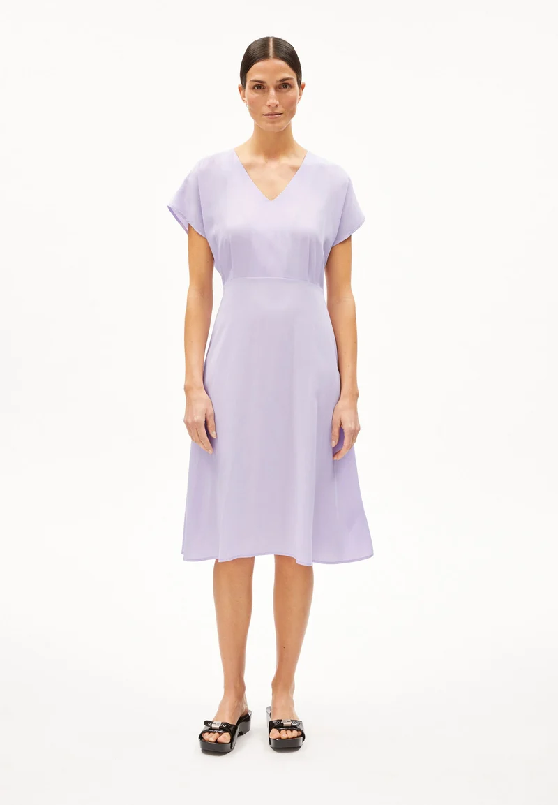 AALBINE | lavender light