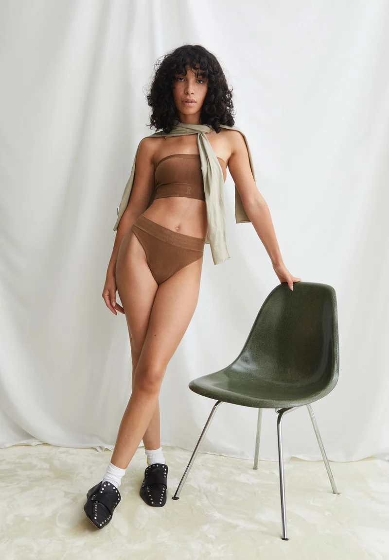 THONGAA SEAMAALA STRING | umber oak