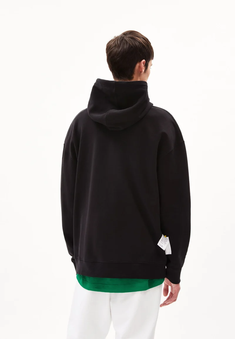 MAALI ICONIC CAPSULE | black