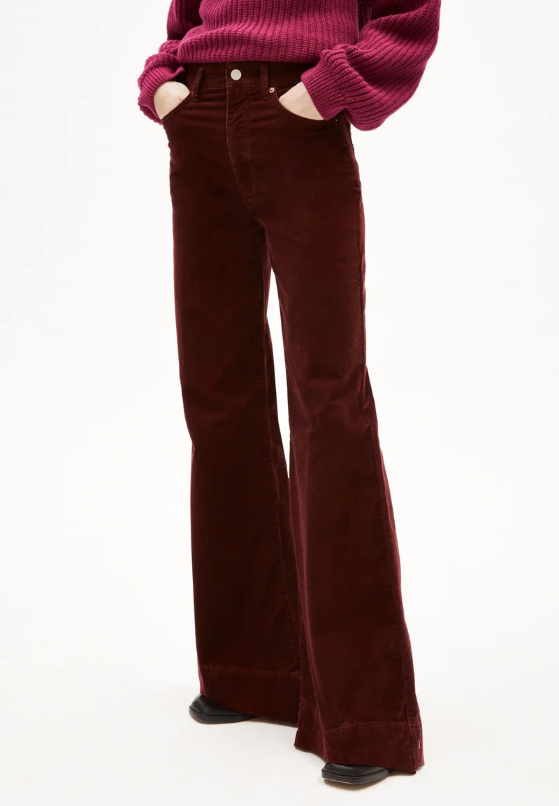 MURLIAA CORDUROY | cranberry juice