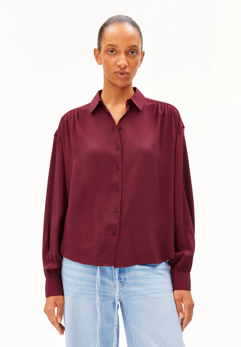 EFINARAA ECOVERO BLUSE