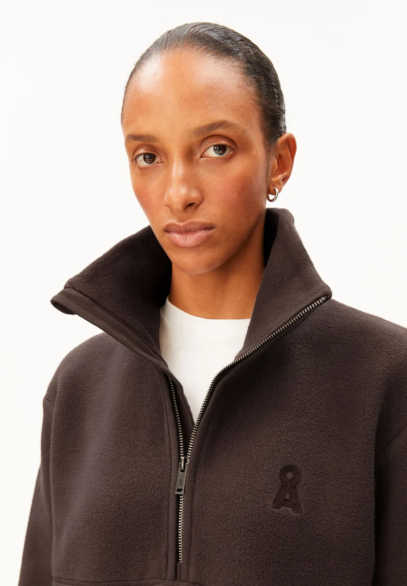 HAARLEENAA BAUMWOLL-FLEECE | claystone
