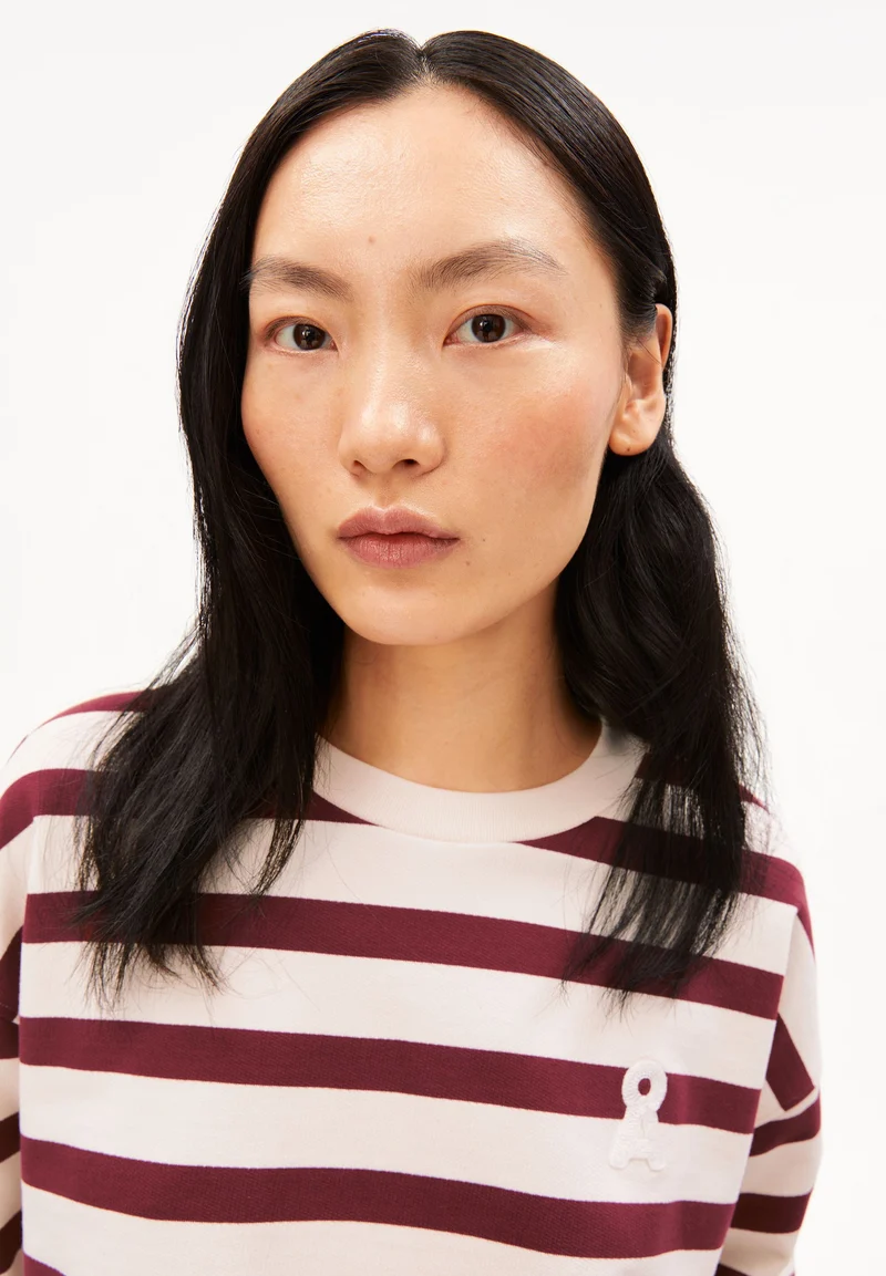 ICONIC Å FRANKAA BOLD | undyed-velvet red