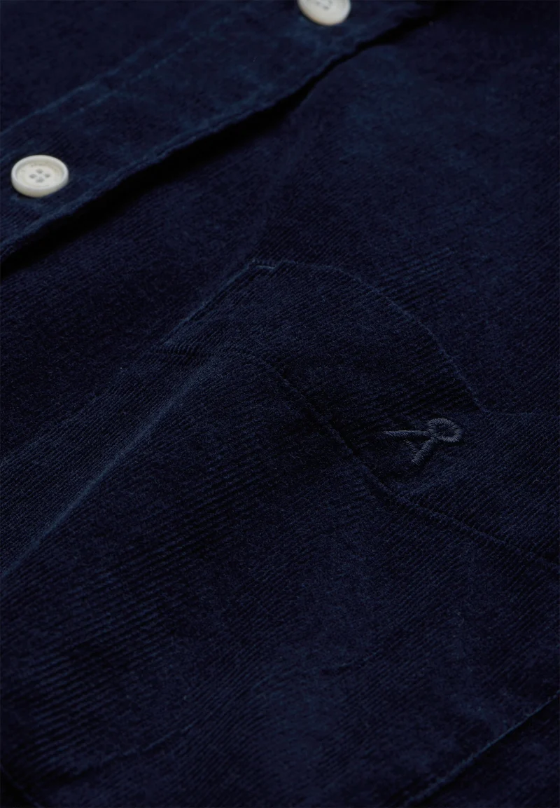 CORD-LANGARMHEMD | tinted navy