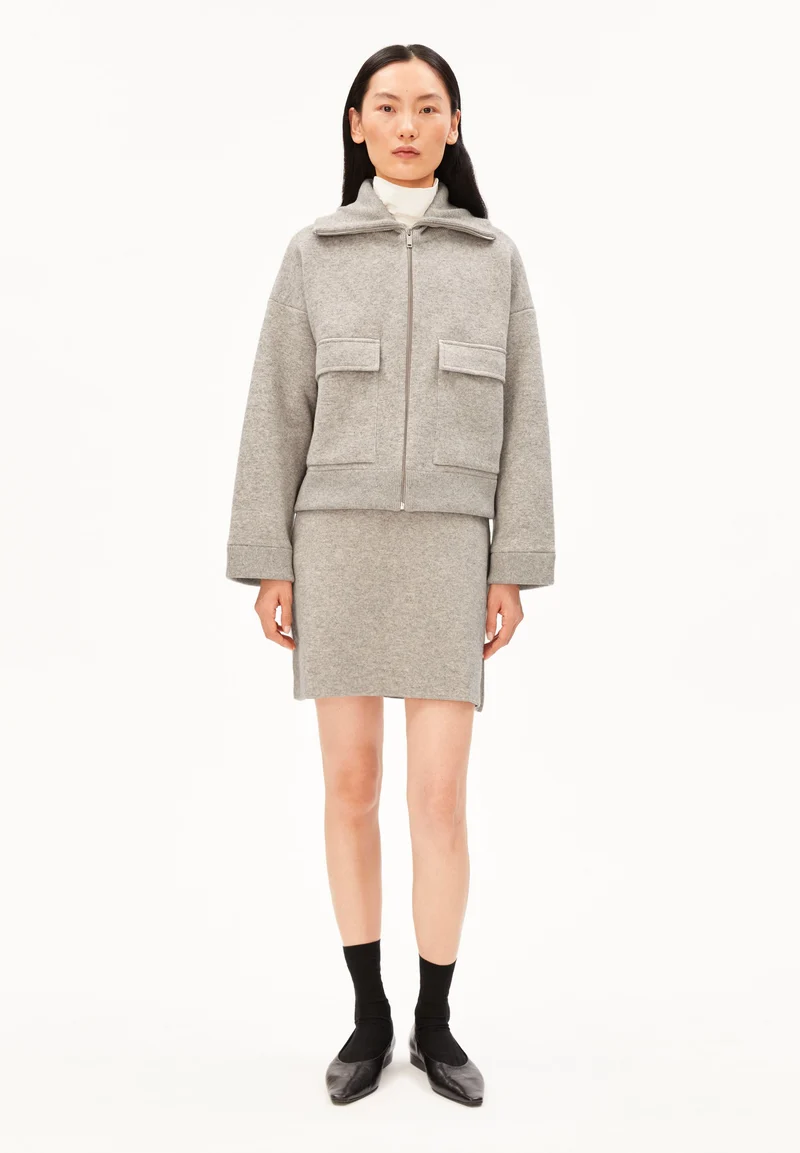 BAUMWOLL-WOLL STRICKJACKE | dark honey melange