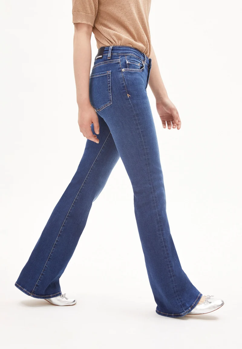 ANAMAA X STRETCH | clean dark blue
