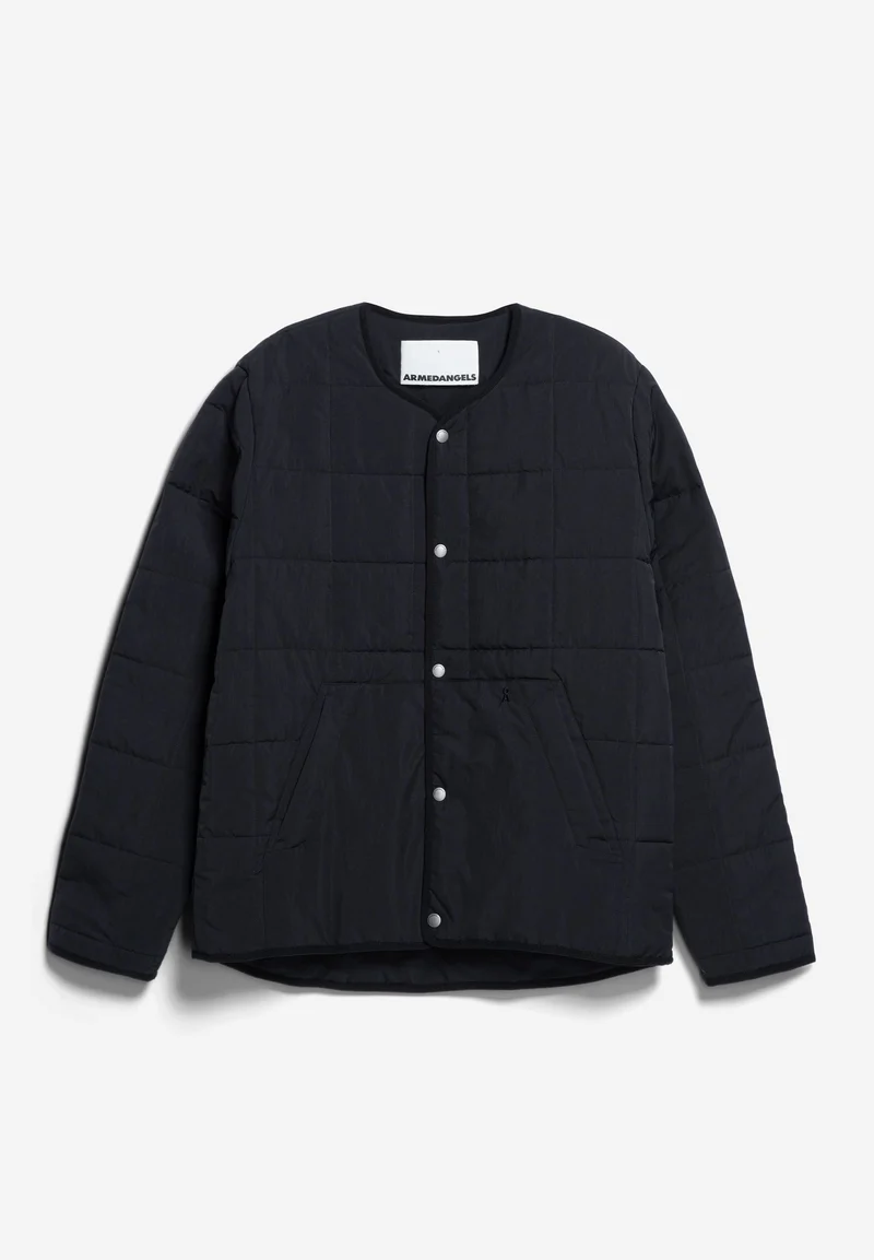 SAANDON | black