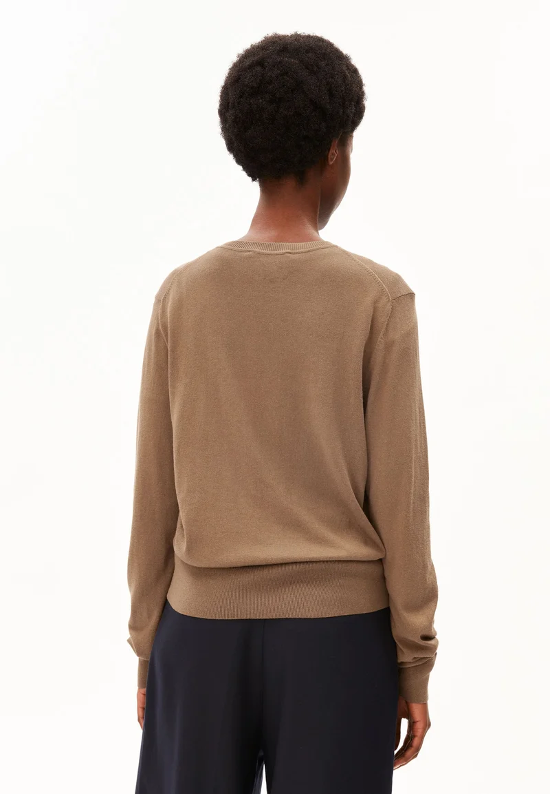 FEINSTRICKPULLOVER | amberwood