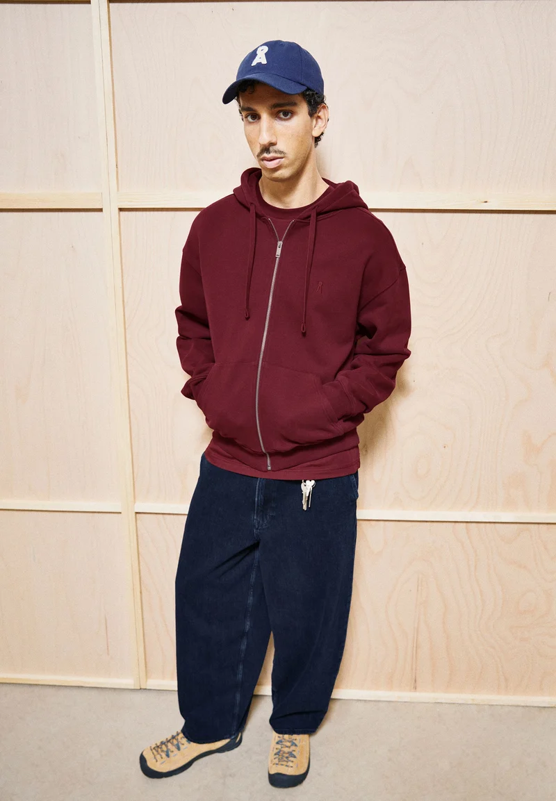 SAROMIAAN SWEATJACKE | velvet red