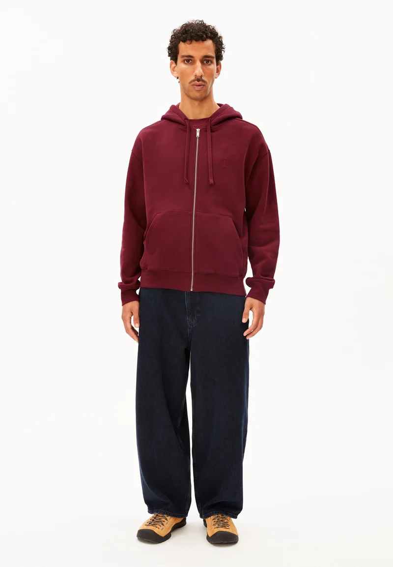 SAROMIAAN SWEATJACKE | velvet red