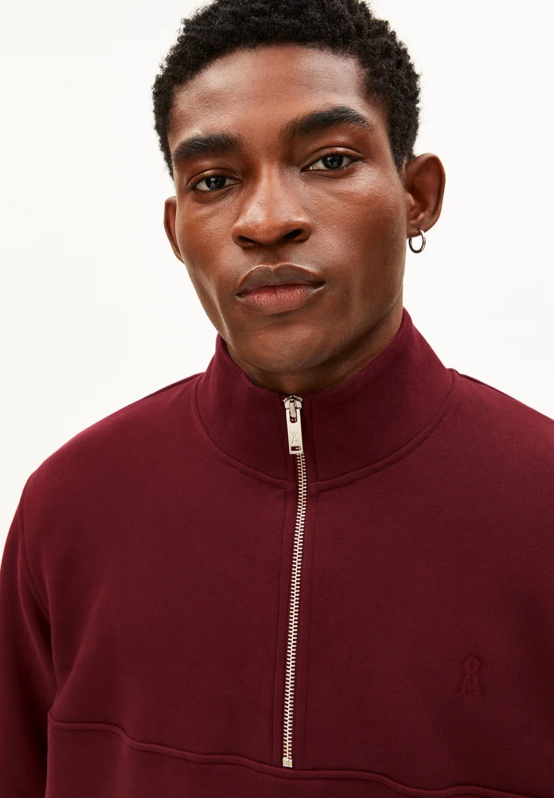 WAARLO FLEECE TROYER | velvet red