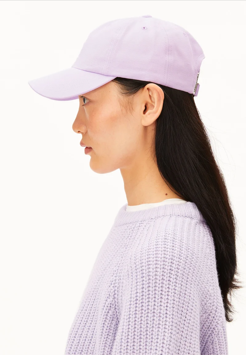 YENAAS BOLD KAPPE | moonlit lilac