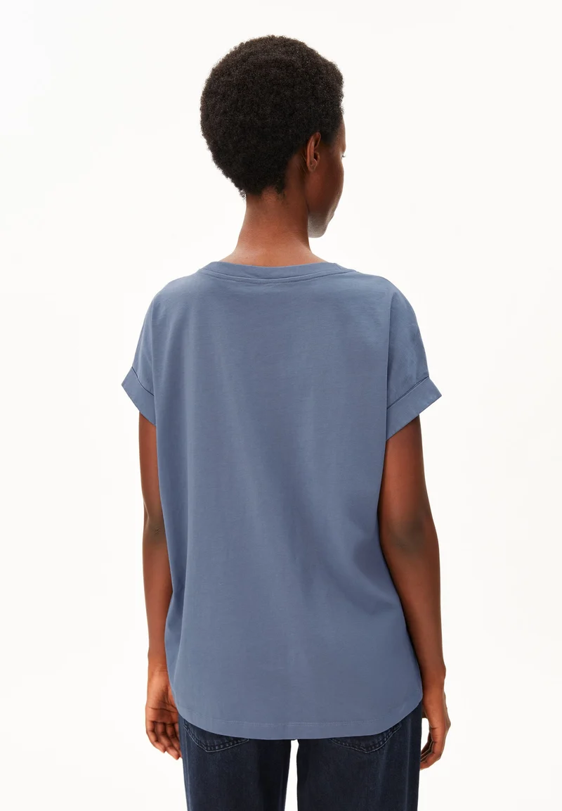 IDAARA T-SHIRT | dusty moon