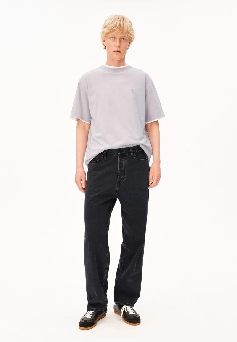 ICONIC Å MAARKOS GMT DYE T-SHIRT | moonlit lilac washed