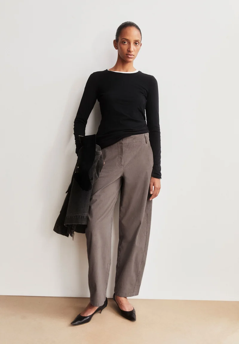 BARREL LEG CORDHOSE | walnut cream