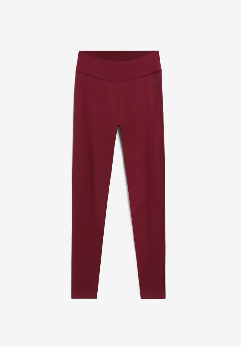 FARIBAA | velvet red