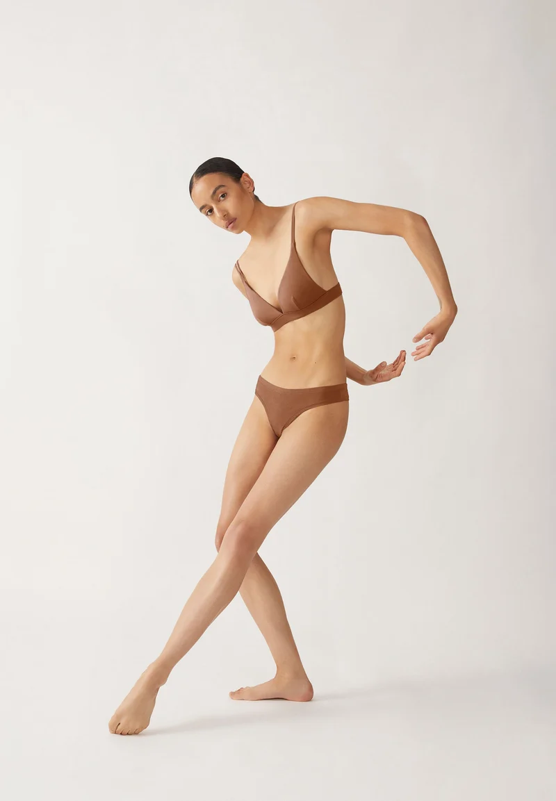 FAARA STRING | nutshell