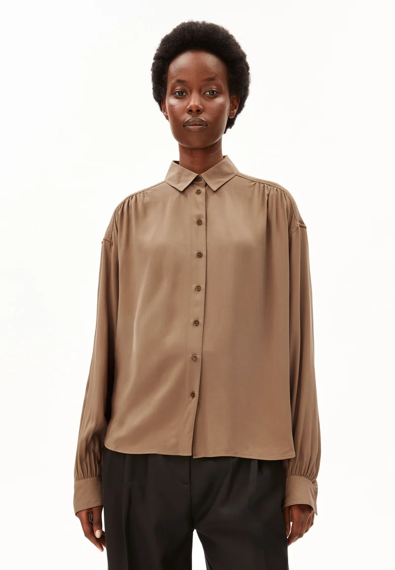 EFINARAA ECOVERO BLUSE