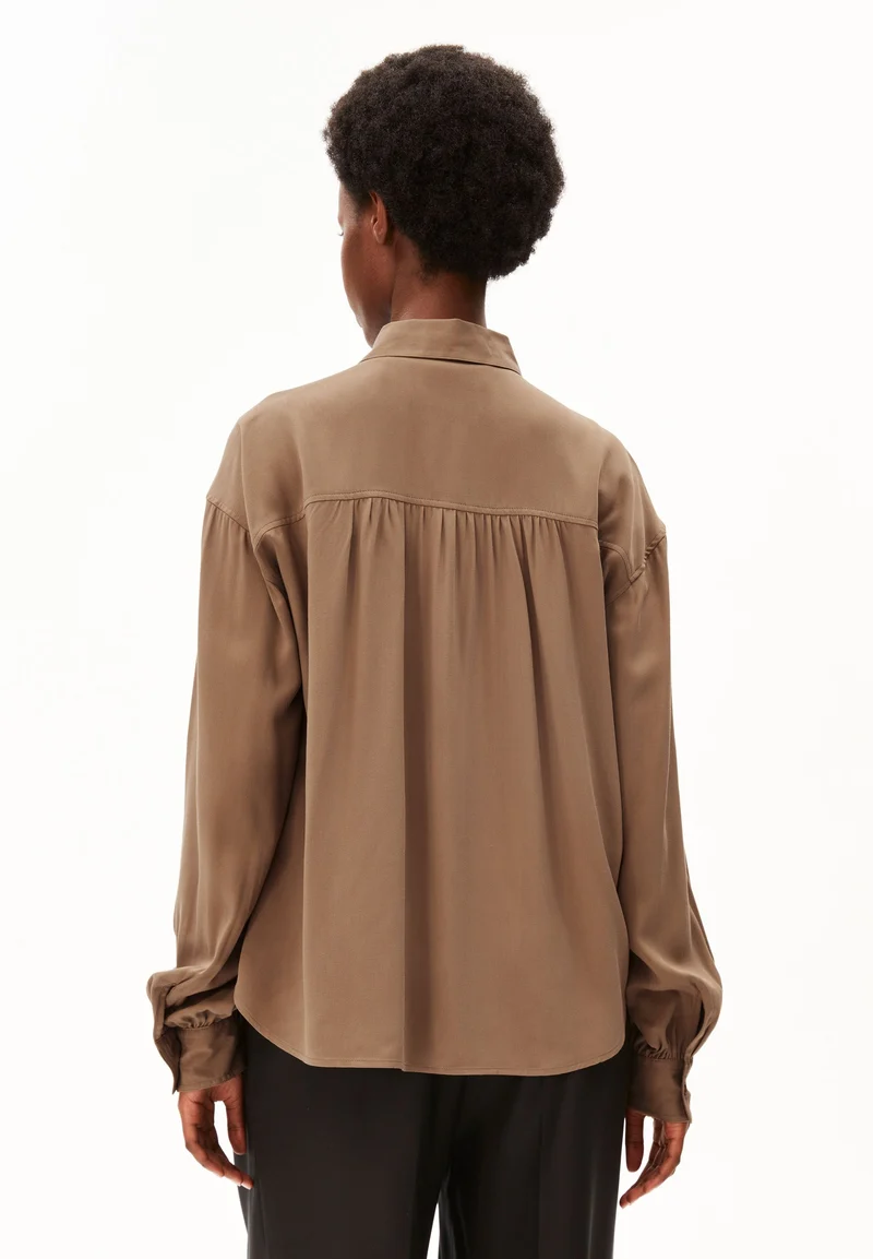 EFINARAA ECOVERO BLUSE | amberwood