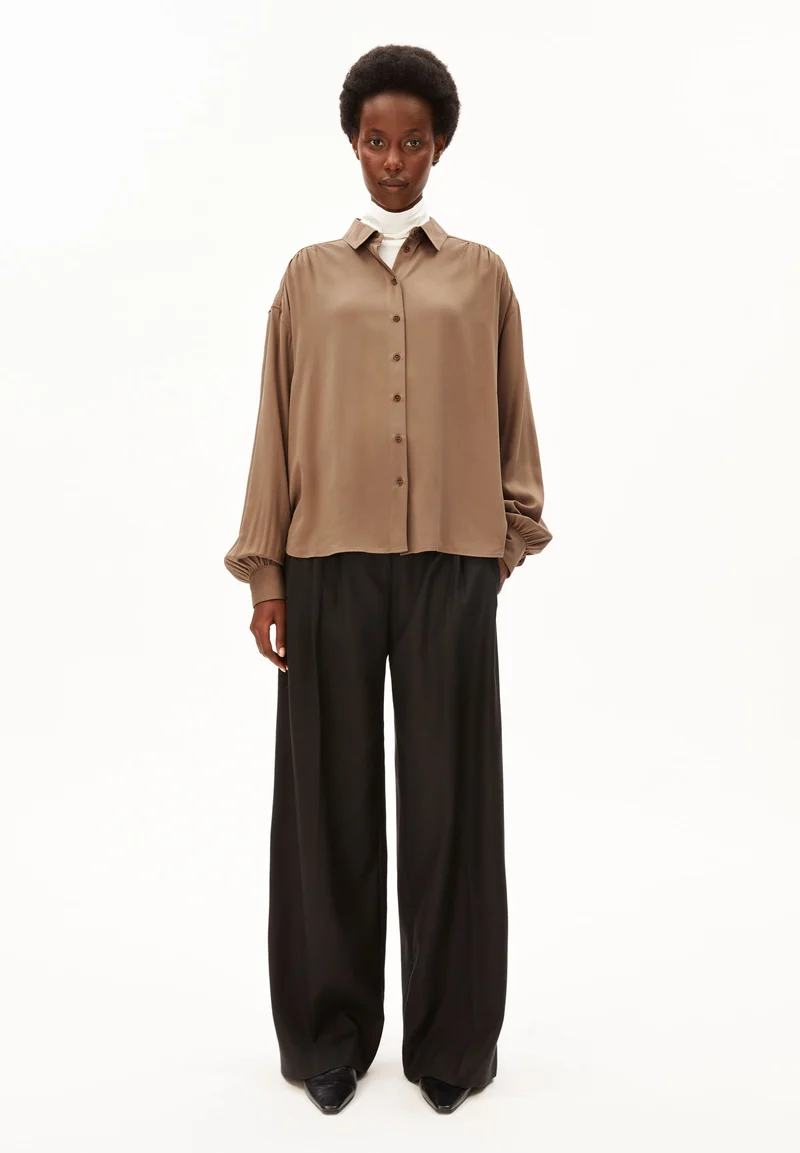 EFINARAA ECOVERO BLUSE | amberwood