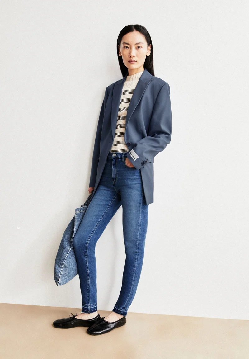 TILLAA MID WAIST SKINNY JEANS | breeze