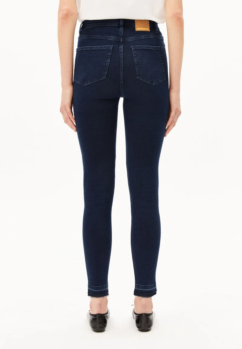 INGAA HIGH WAIST SKINNY JEANS | gloaming