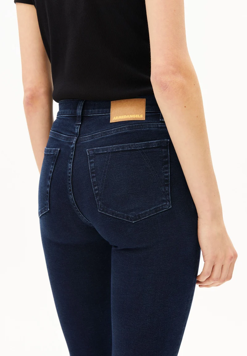 TILLAA MID WAIST SKINNY JEANS | gloaming