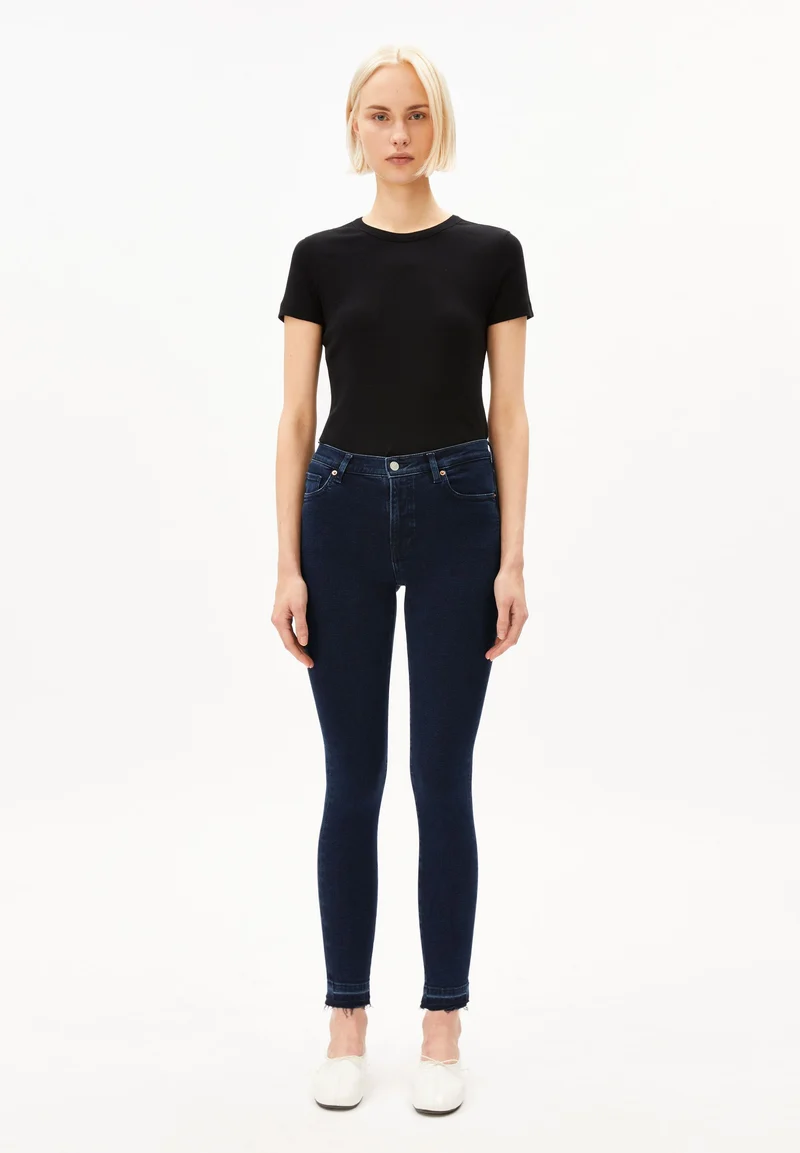 TILLAA MID WAIST SKINNY JEANS | gloaming