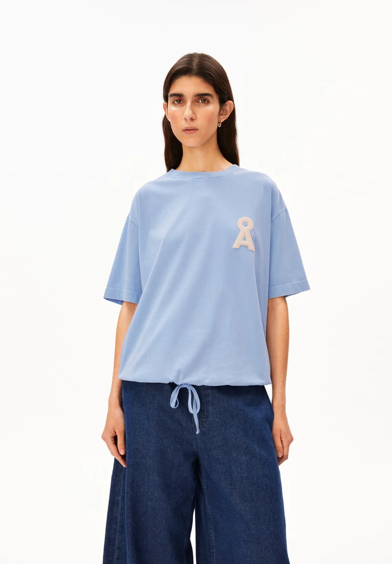 T-SHIRT MIT KORDELZUG