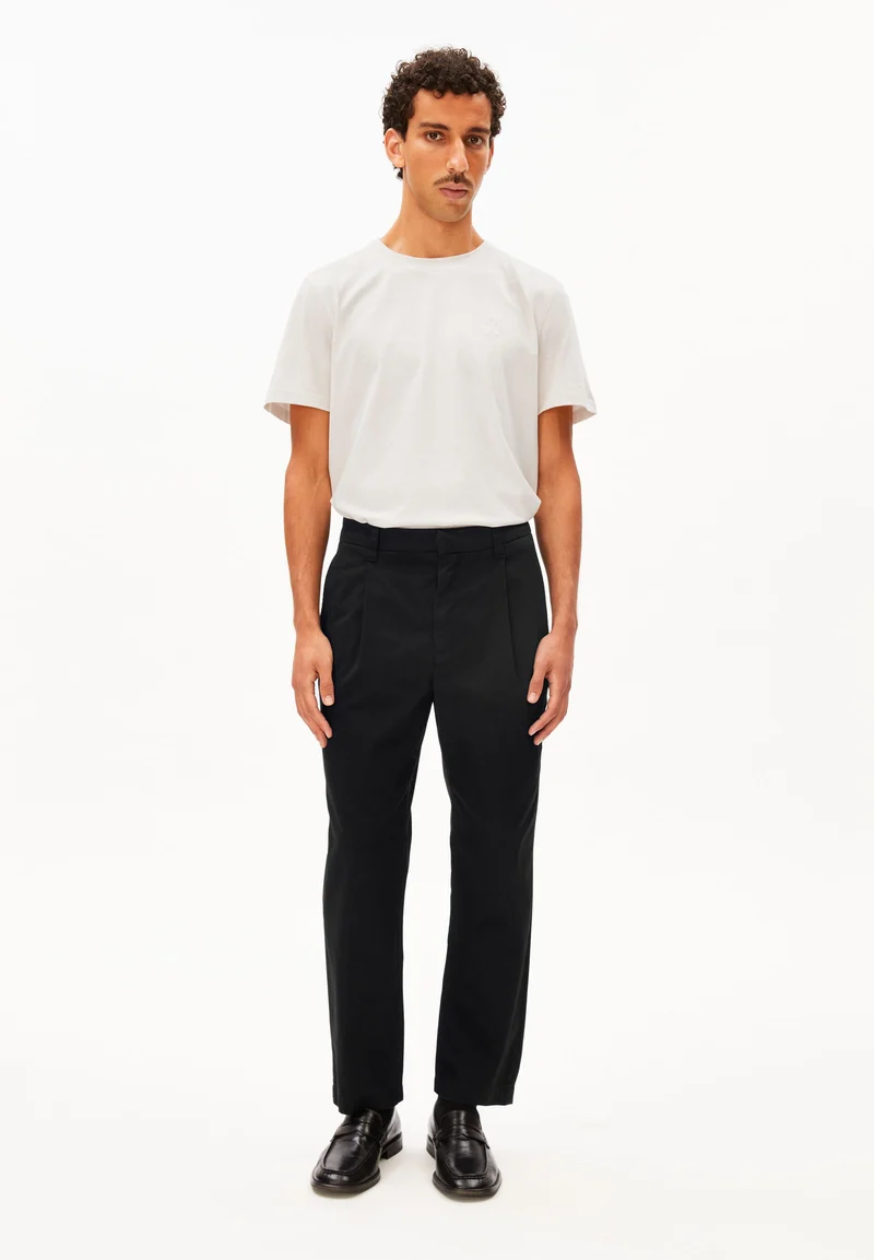 TAAMIR BUNDFALTEN-CHINOHOSE | black
