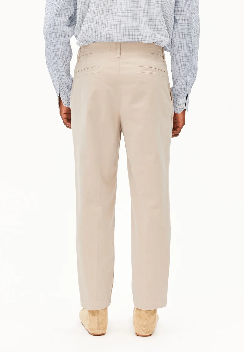 TAAMIR BUNDFALTEN-CHINOHOSE | sandstone