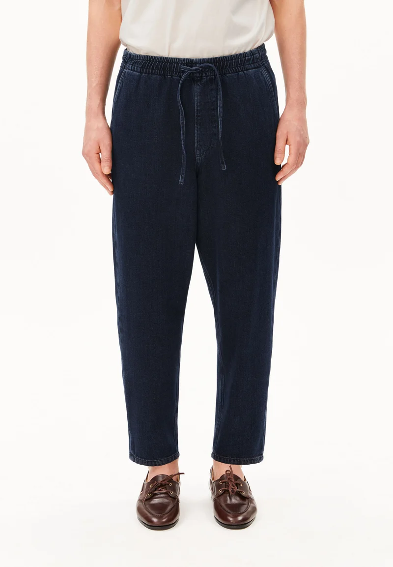 PULL-ON TAPERED JEANSHOSE | lolite