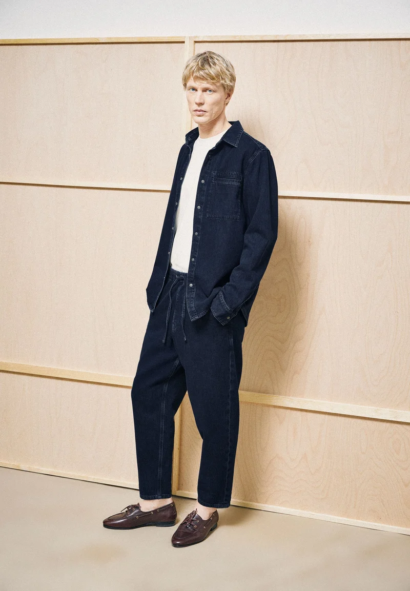 PULL-ON TAPERED JEANSHOSE | lolite