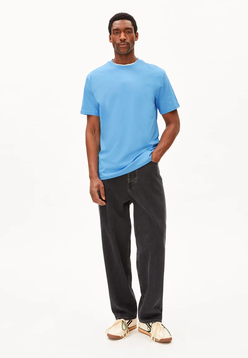 MAARKOS MID WEIGHT T-SHIRT | skylight