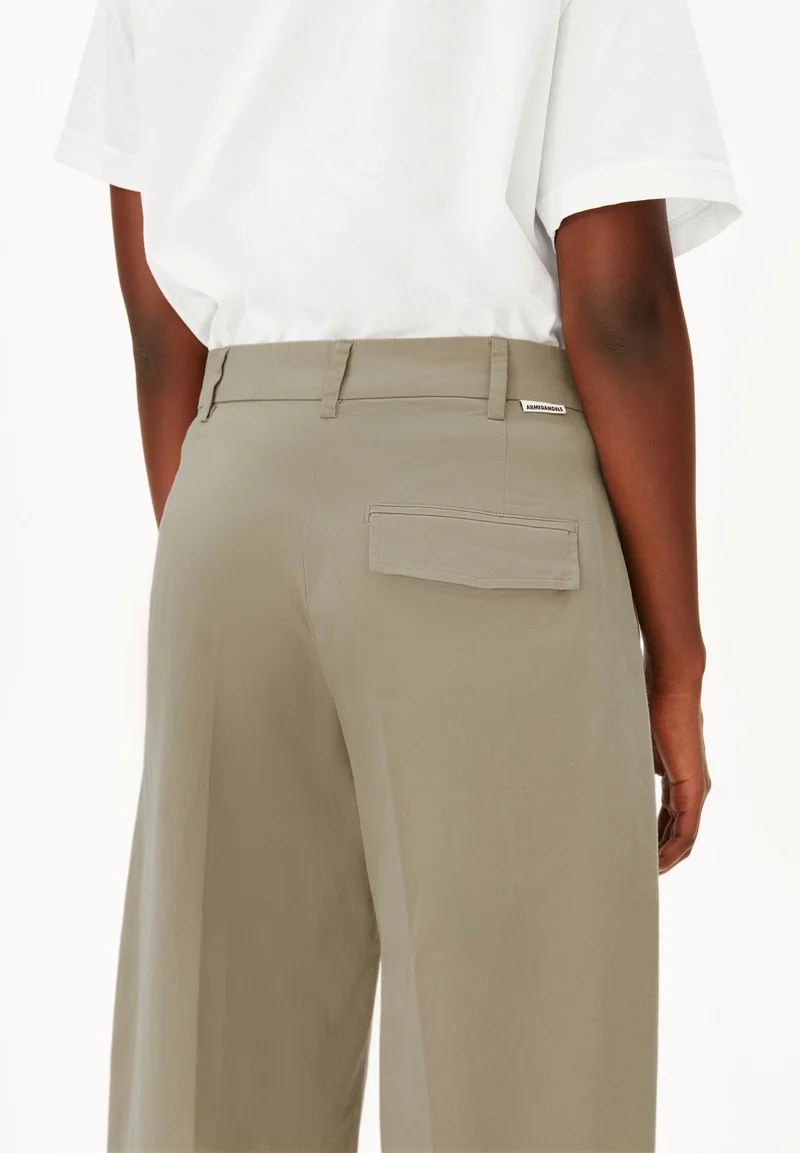 BARREL LEG TWILLHOSE | light sage