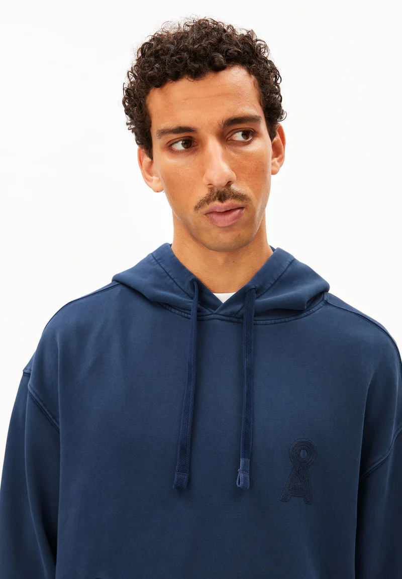 ICONIC Å GMT DYE HOODIE | tinted navy washed