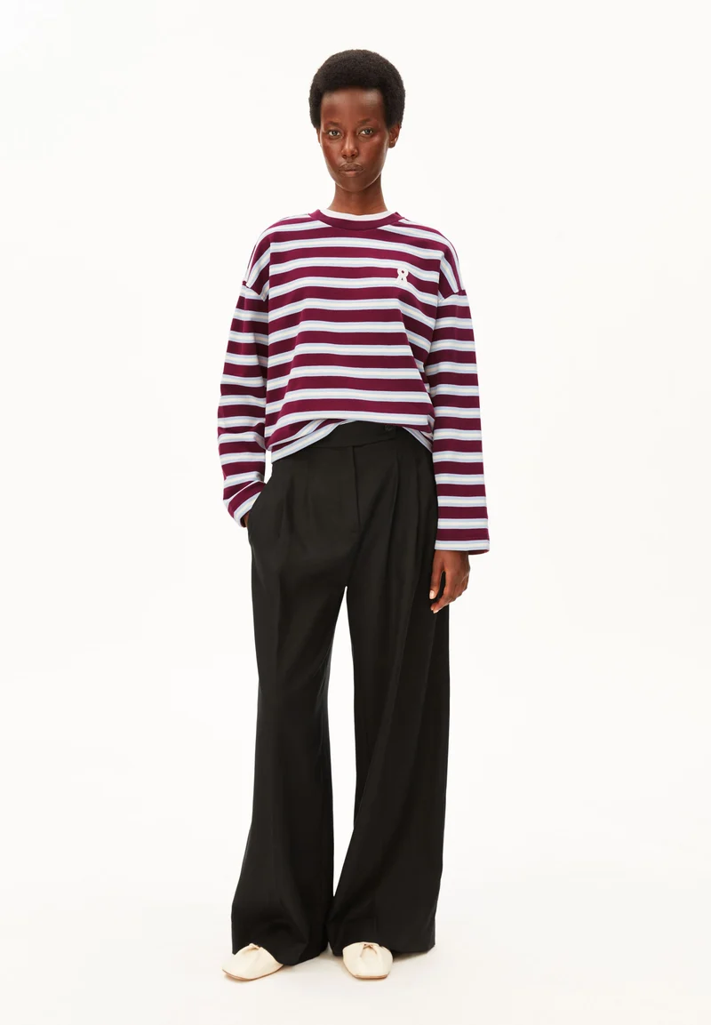 ICONIC Å FRANKAA BOLD | velvet red-soft blue-undyed