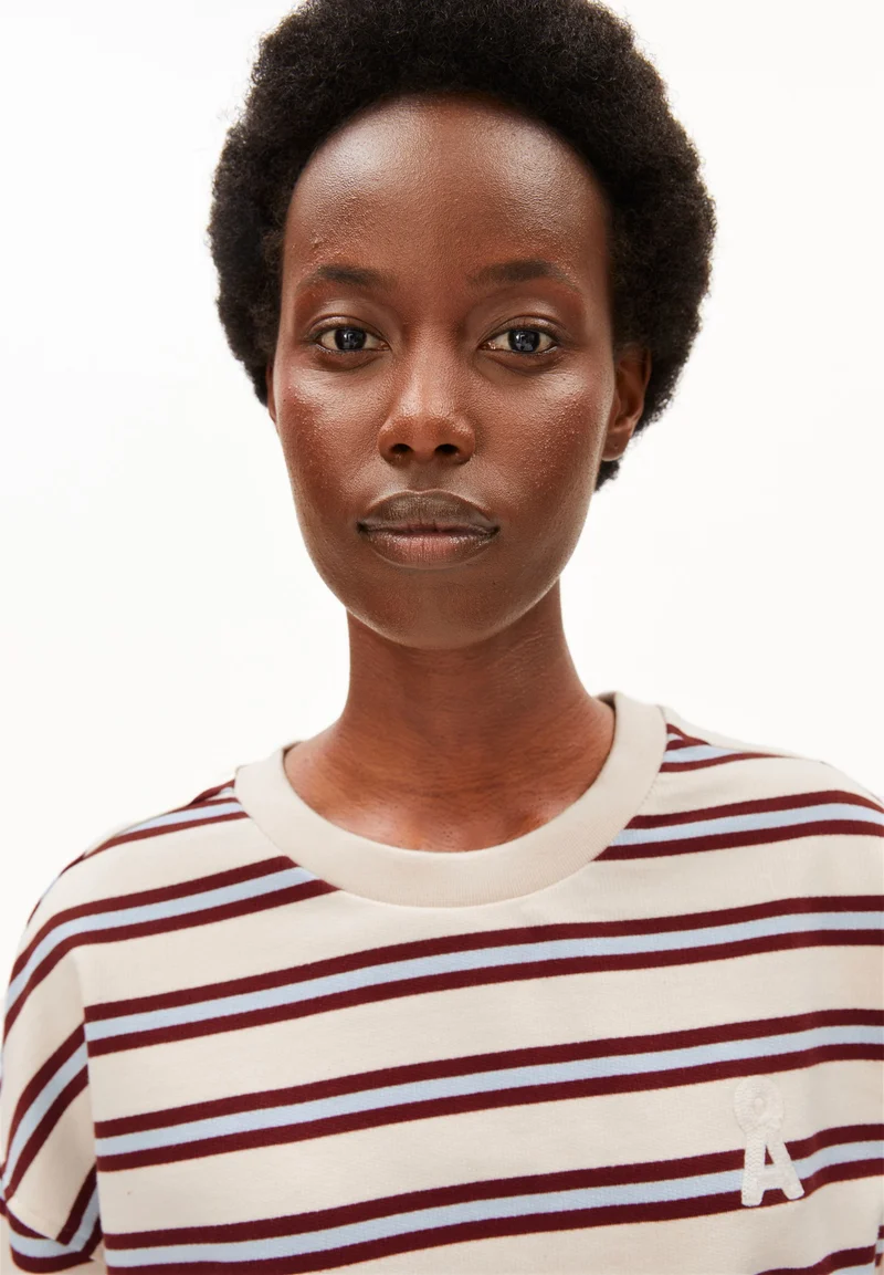 ICONIC Å FRANKAA BOLD | undyed-velvet red-soft blue