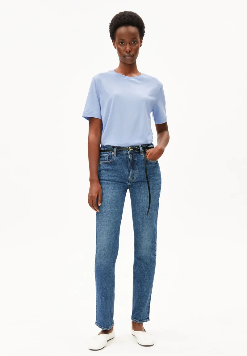 LUALAA T-SHIRT | soft blue