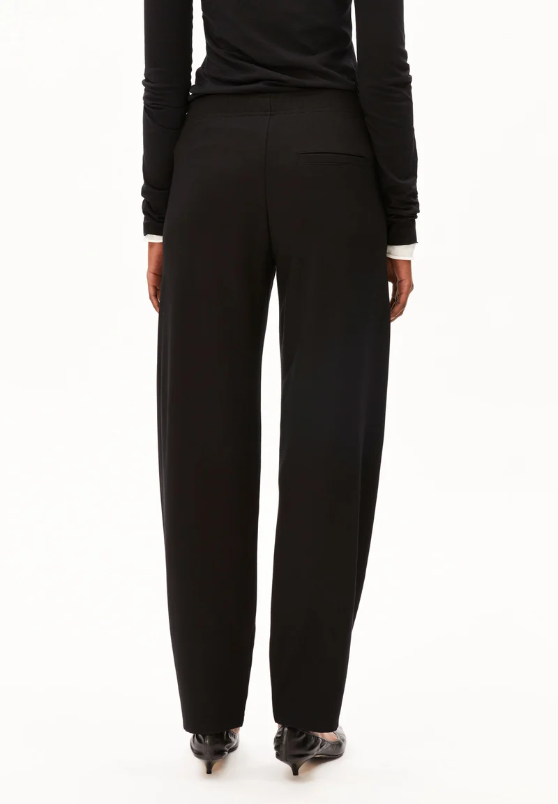 BASIC BARREL JERSEYHOSE | black