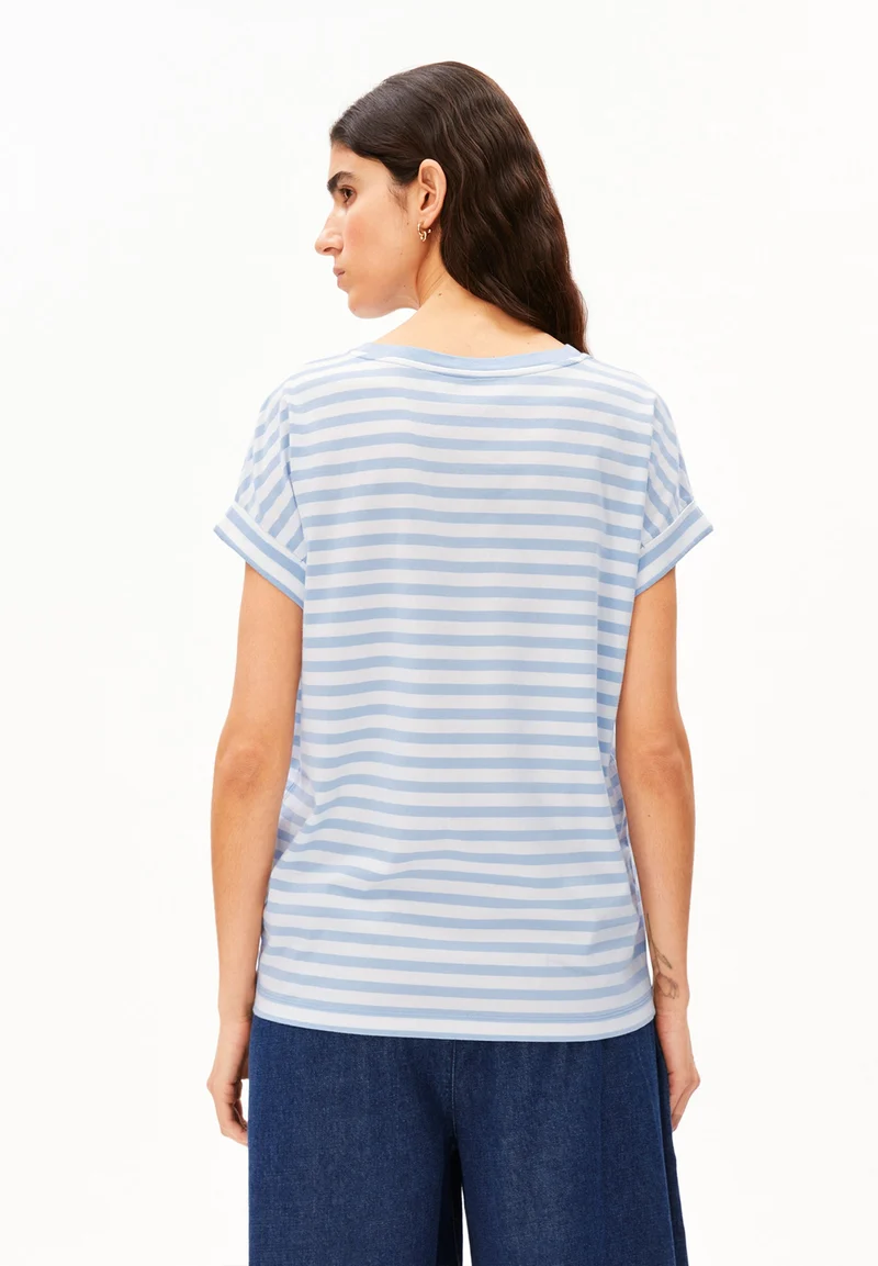 IDAARA GESTREIFTES T-SHIRT | white-soft blue