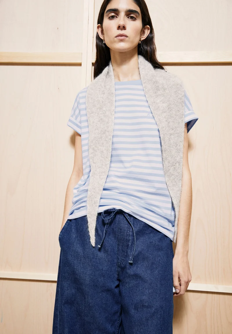 IDAARA GESTREIFTES T-SHIRT | white-soft blue