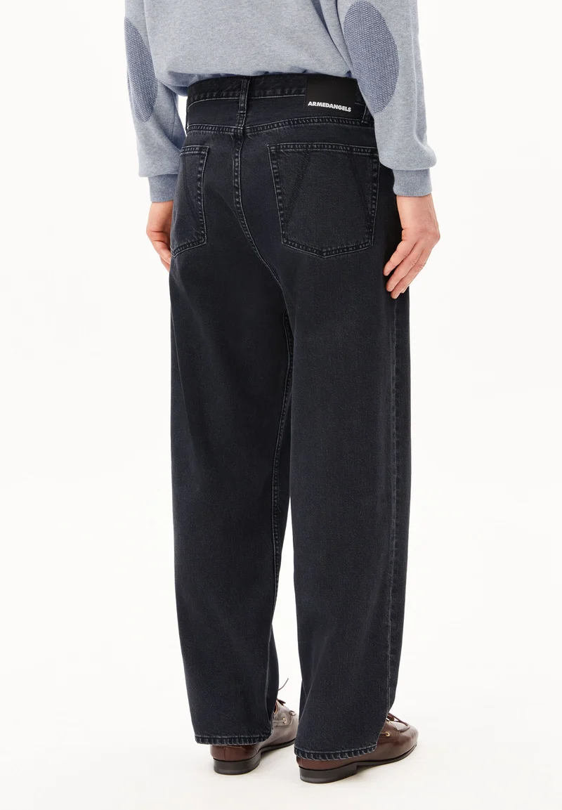 JAAMEO BAGGY JEANS | ebony black