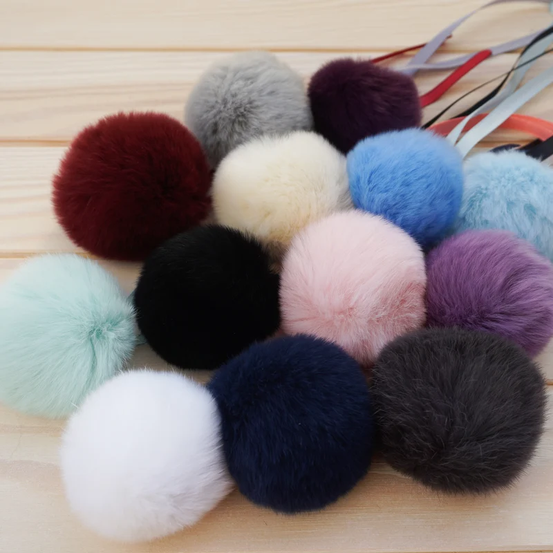 kaninchenfell pompon groß