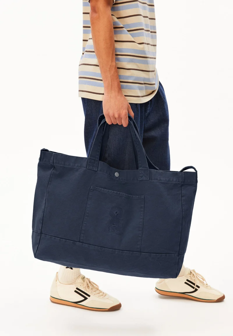 STRANDTASCHE | night sky washed