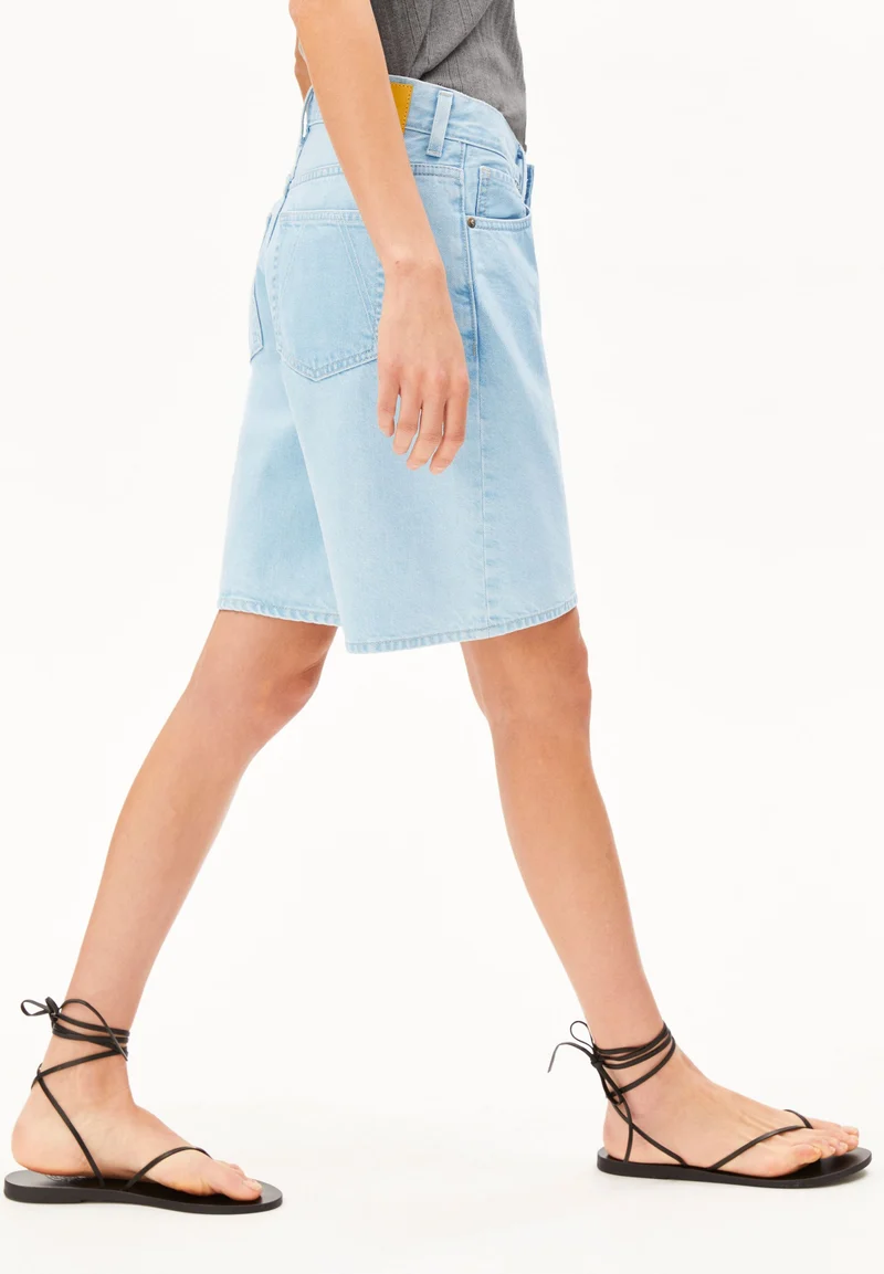 THAALINA MID WAIST JEANS-SHORTS | barrea