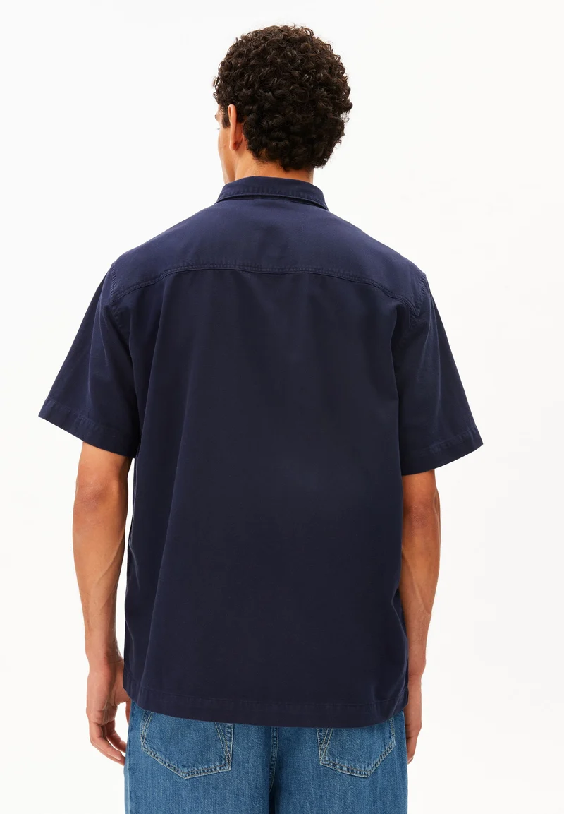 BAUMWOLL-LEINEN KURZARMHEMD | tinted navy