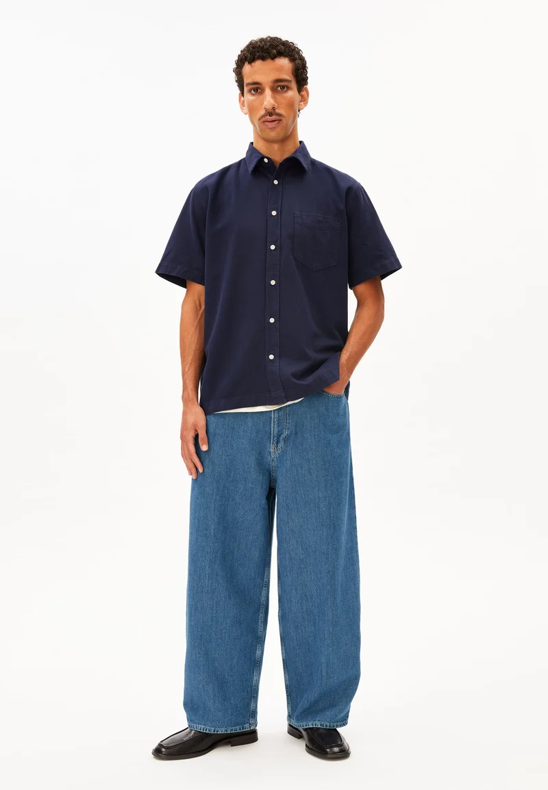 BAUMWOLL-LEINEN KURZARMHEMD | tinted navy