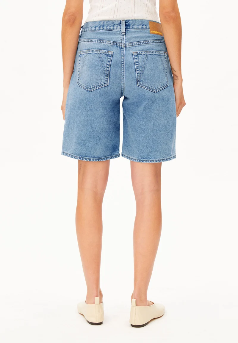 THALINAA MID WAIST JEANS-SHORTS | fresh blue