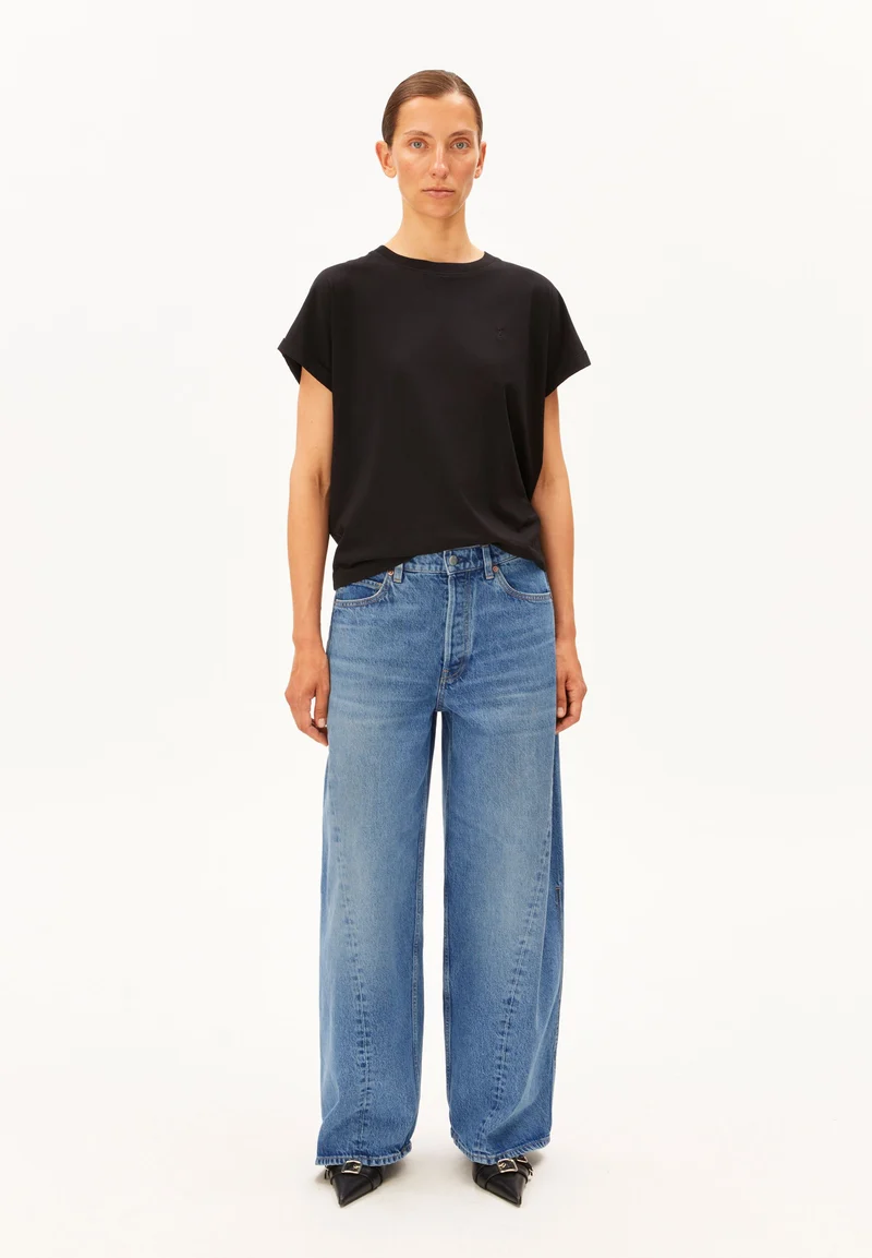 NEUES IDAARA T-SHIRT | black